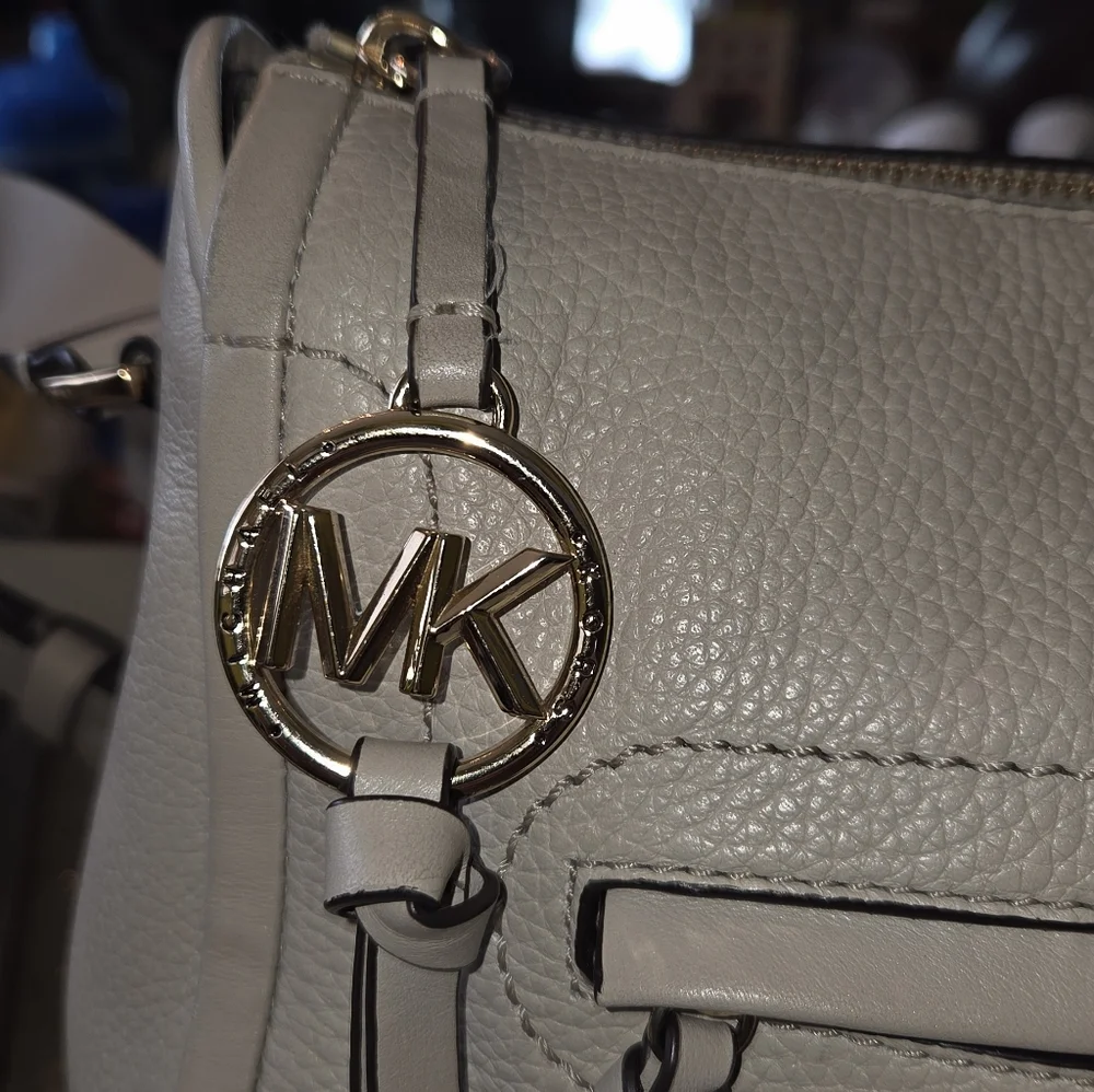 Bag - Picture 3 of 11